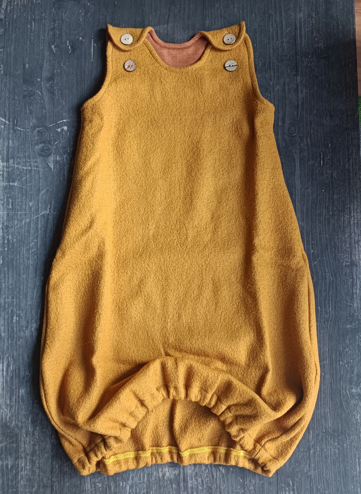 Sleeping bag wool knit without arms 