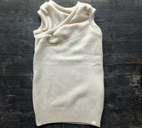 Diaper free sweater 