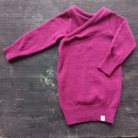 Diaper free sweater 