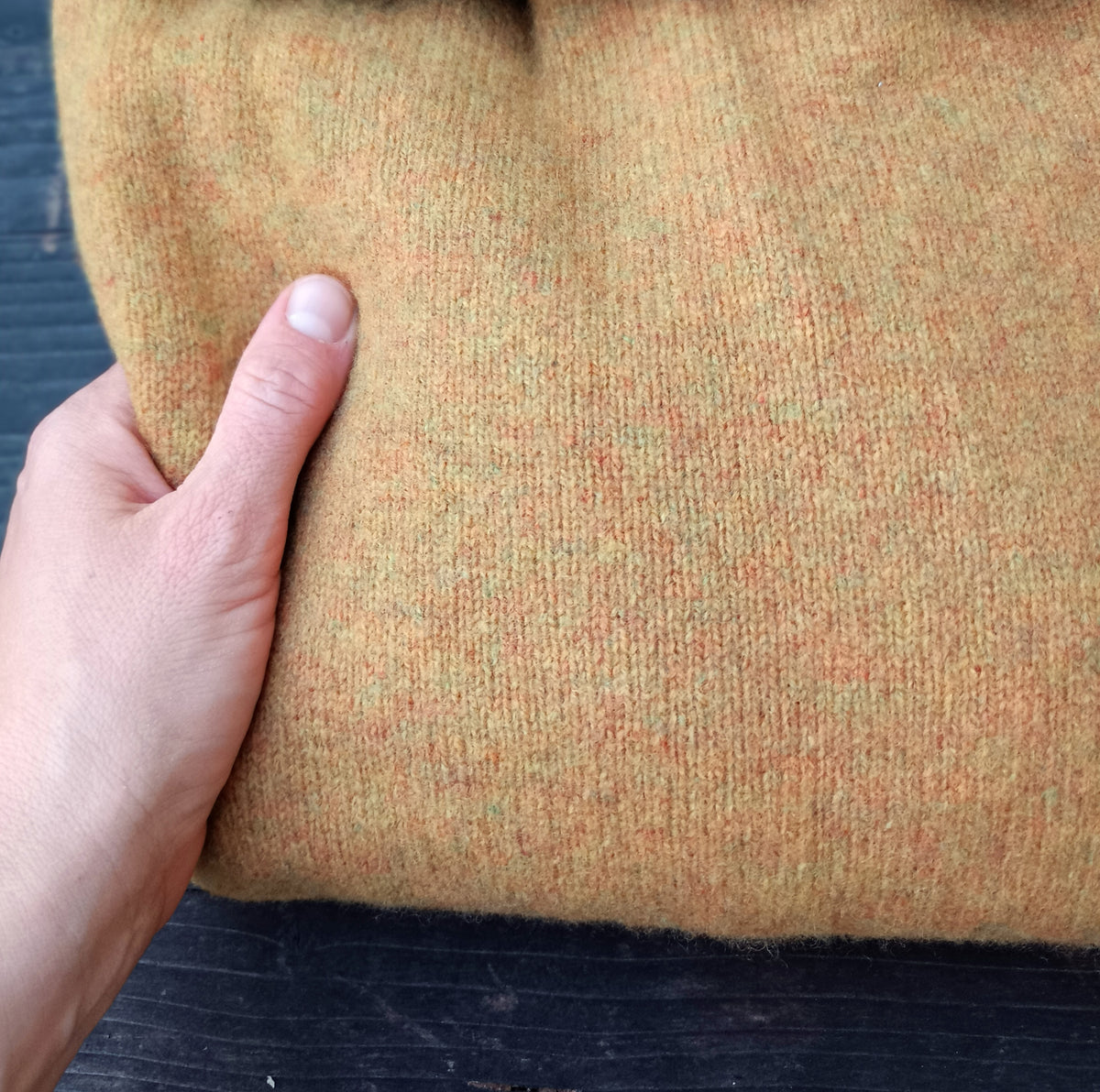 Sæt af unikke uld i forskellige farver størrelse 2