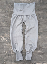 Abhaltehose "Modal" verschiedene Farben