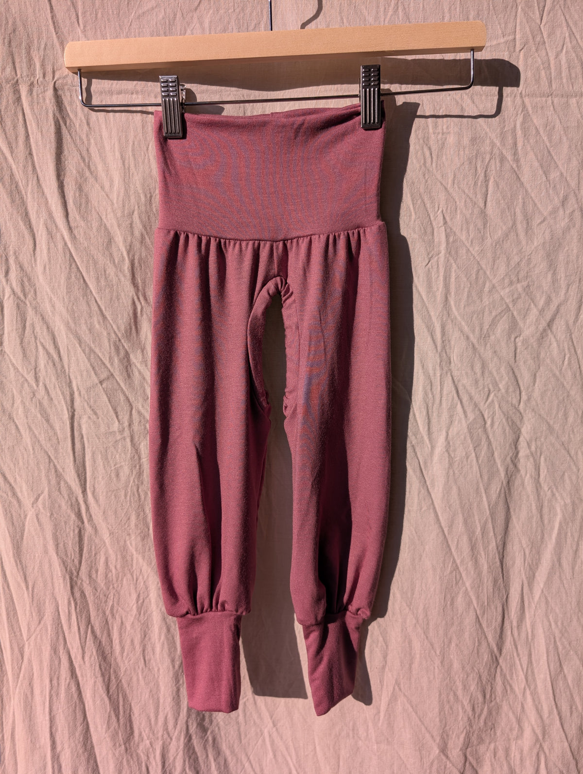Abhaltehose "Modal" verschiedene Farben